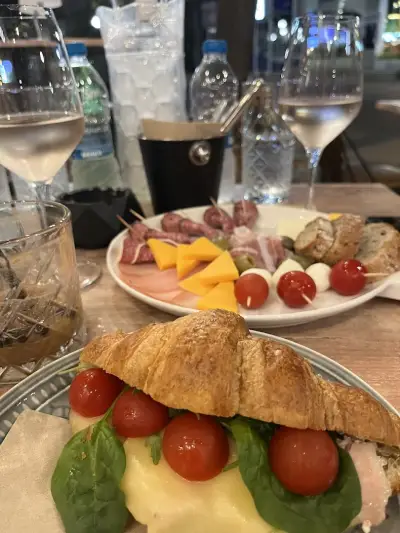 café & rosé