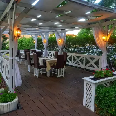 Protto Restaurant