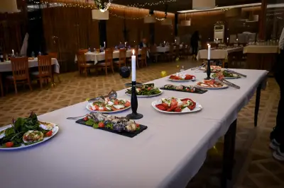 Глория Палас - ресторант, басейн и градина