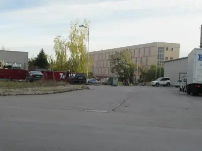 ОУ, Никола Икономов