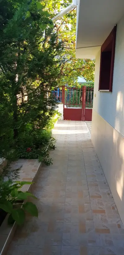 Къща за гости "КАЛИНА"