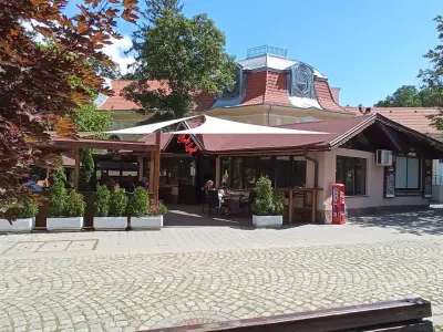 Парк Кафе