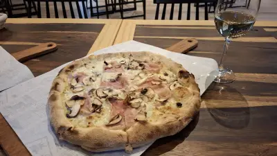 Rosa D'Oro - Pizza e Vino