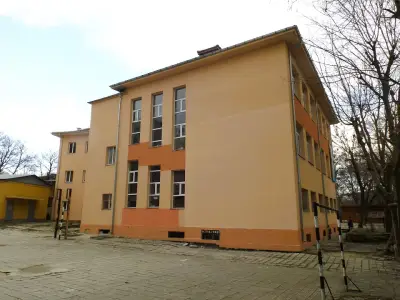 ПРОФЕСИОНАЛНА ГИМНАЗИЯ ПО БИТОВА ТЕХНИКА
