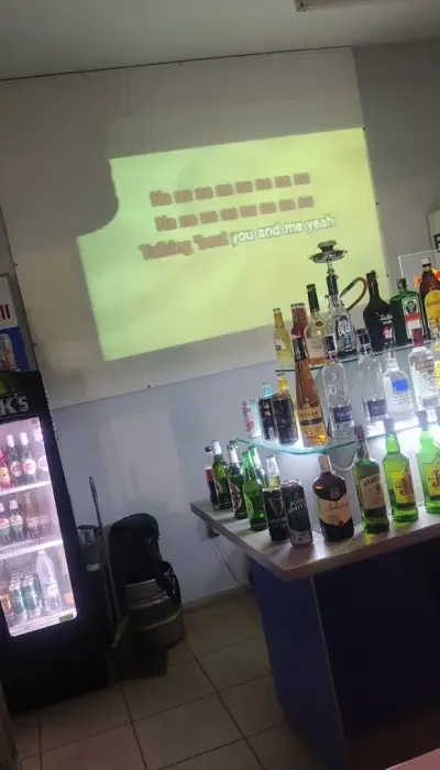 Karaoke bar Party Place