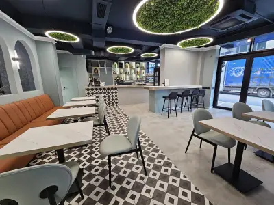 The HIGH-END Bar