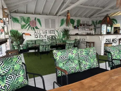 Beach bar & Food Palmsbeach