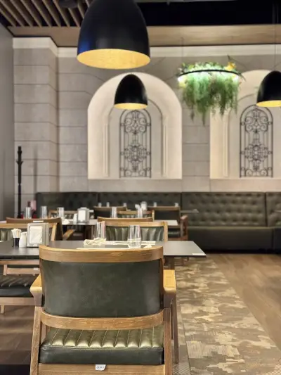 FLORA Bar&Grill
