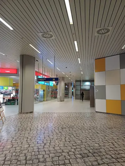 DUFRY SOFIA DUTY FREE SHOP T1