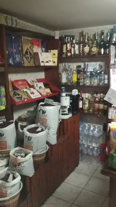Кафе На Зърна, Цигари Безалкохолни Напитки Алкохол