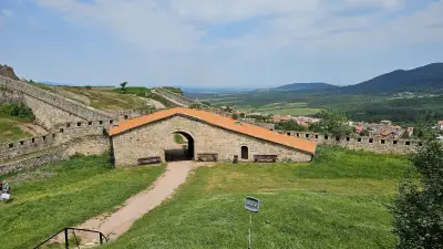 Винарски магазин Магура