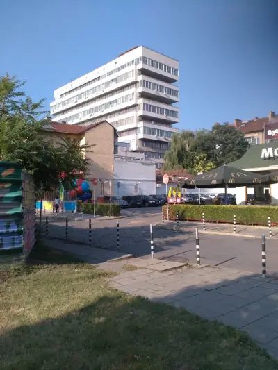 ЗК Уника АД, ЦУ