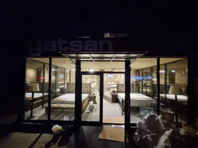 YATSAN Showroom Кърджали – BERAYA | Легла и Матраци