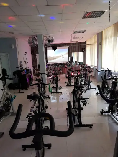 ДжиЕл Спорт SPINNING & PILATES Studio