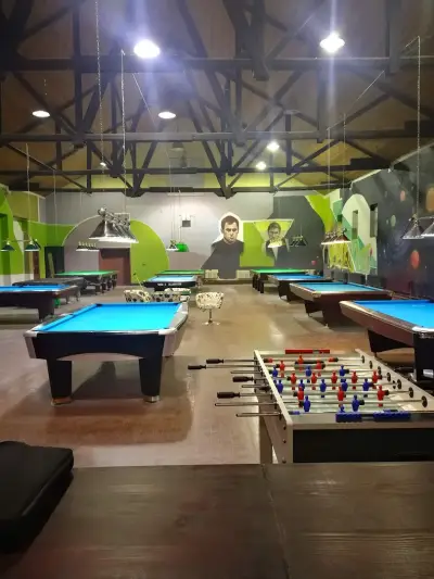 Shooters - billiard and snooker club
