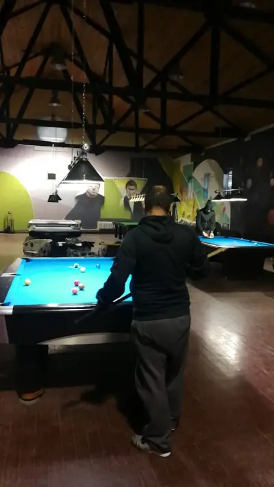 Shooters - billiard and snooker club