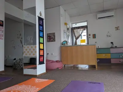 Jody -T - Лятна занималня, йога за възрастни , танци за деца, индивидуални уроци за деца