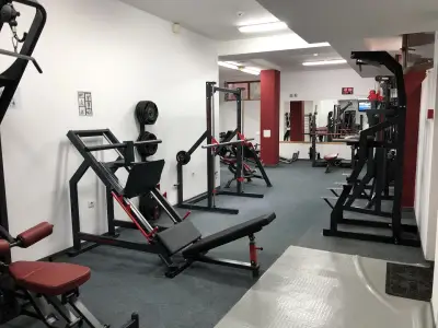 GYM & SAUNA PARK