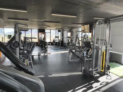Hvalev GYM