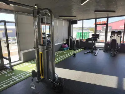 Hvalev GYM