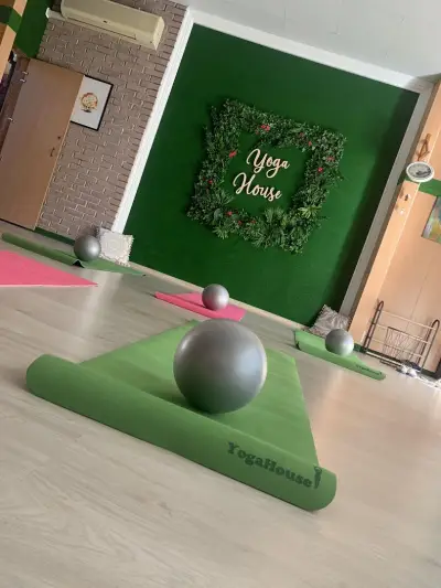Йога Хаус Бургас / Yoga House Burgas