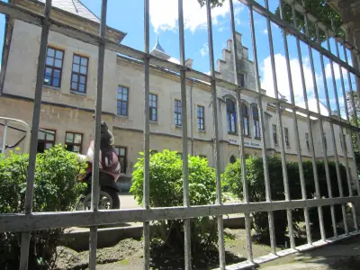 Гимназия с преподаване на чужди езици „Екзарх Йосиф“