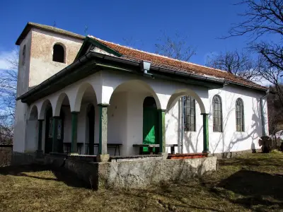 Църква "Св. Петър и Павел", Церецел