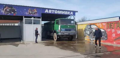 Автомивка Пегас 98 | Бензиностанция | Комплексно почистване | Интериорно почистване | Вътрешно и външно почистване