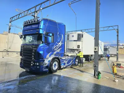 Truck wash Niagara