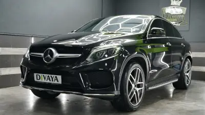 Divaya detailing