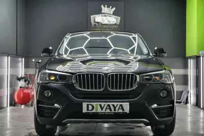 Divaya detailing