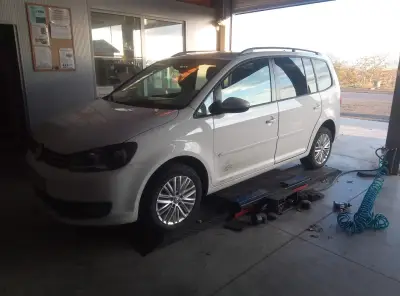 АВТОКОМПЛЕКС Пладанс ЕООД СЕРВИЗ ЗА ГУМИ,АВТОМИВКА, Service