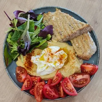 Art Café І Спешълти кафе & Арт събития София І Тематични куизовеІ Стендъп комедия ІРожденни дни І Погачи за бебета І