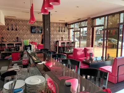 Bar Alibi 2