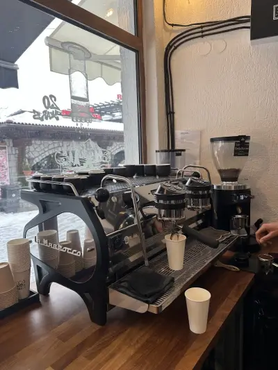 Black Honey Specialty Coffee Shop