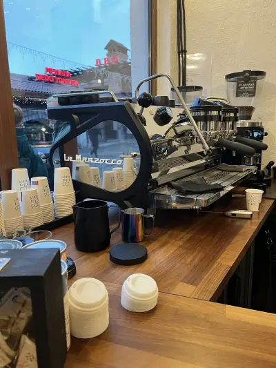 Black Honey Specialty Coffee Shop