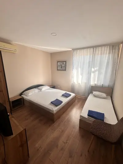 Hotel - Самостоятелни стаи за гости - Irene