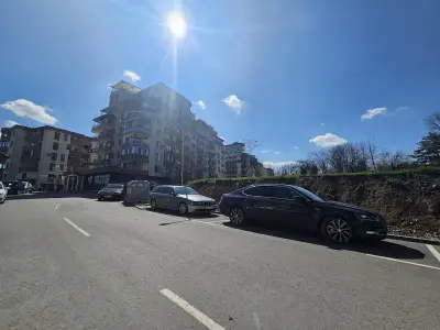 Apartment 22