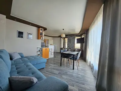 Apartment 22