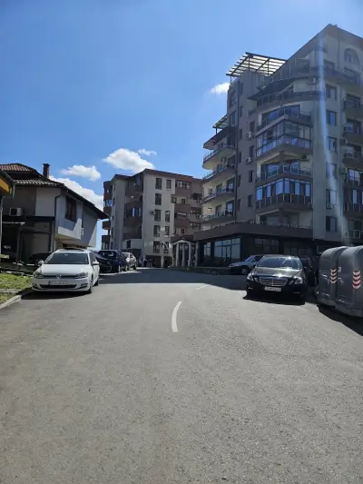 Apartment 22