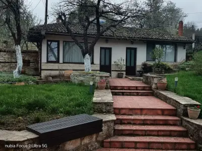 Къща за гости Пет Кладенци