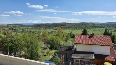 Вакарел резидънс