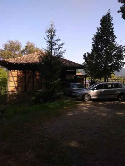 Земя на Силата - Земя на Любовта