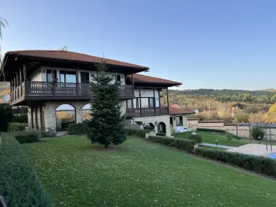 Любомировата къща