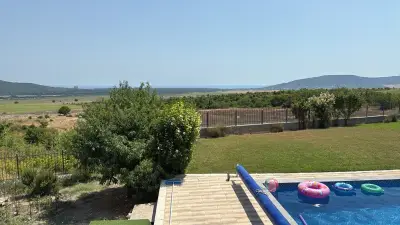 Villa Poemia- private villa with 4BD, pool and stunning sea view