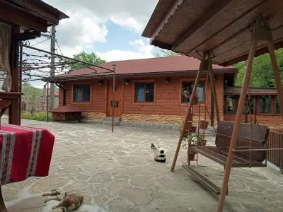 Стаи за гости в къща „Ванеса“
