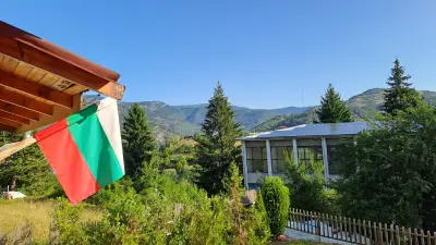 Къща за гости "Орфей"