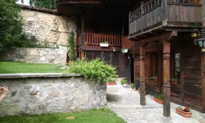 Сарафова Къща за Гости