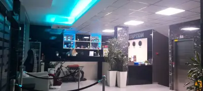 Hotel Boutique 5 - Free parking - Free breakfast - Free internet - EVSE