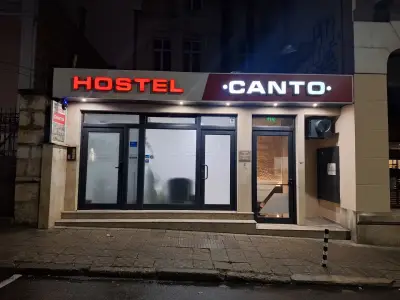Hostel CANTO